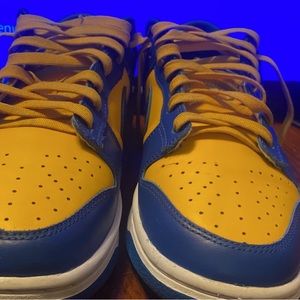 UCLA dunks